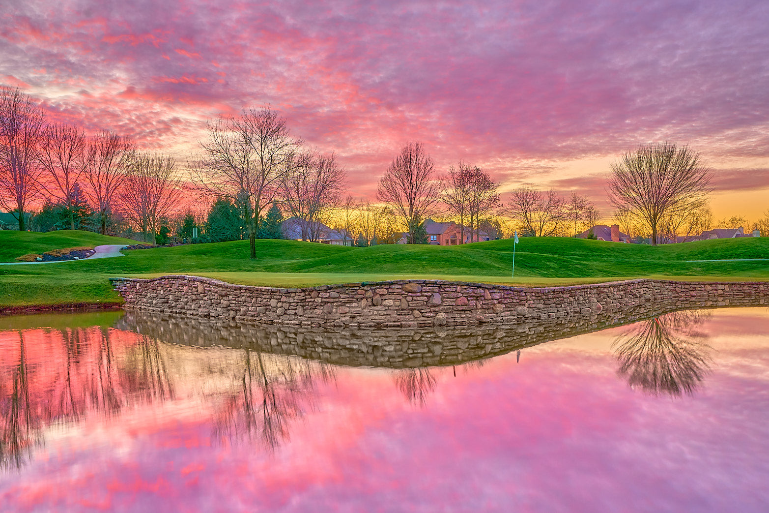 18th Hole Heritage Club - 1